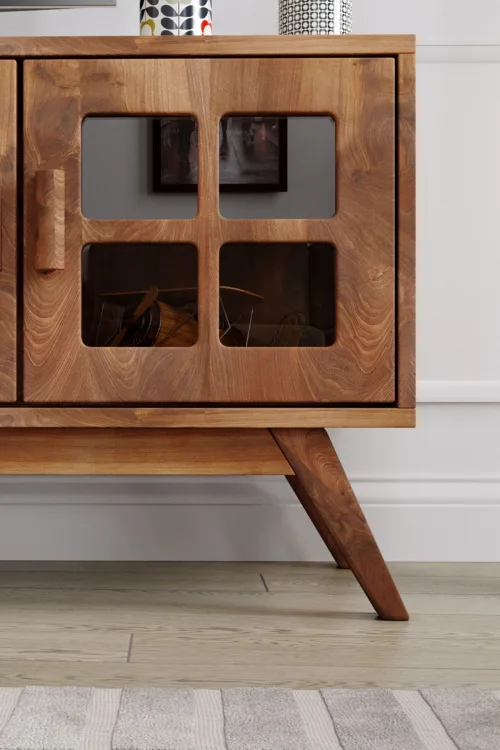 Piyan Tv Ünitesi – %100 Gerçek Ağaç, Uzun Ömürlü Kullanım, Kişiye Özel Üretim